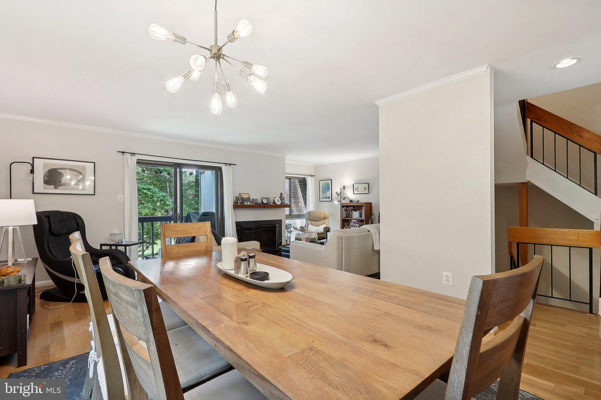 2031 Approach Lane Reston, VA 20191 - Photo 17 of 58 Bright and inviting open space.