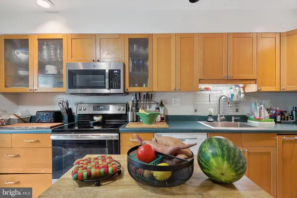 $3,800 | 2031 Approach Lane, Reston, VA 20191