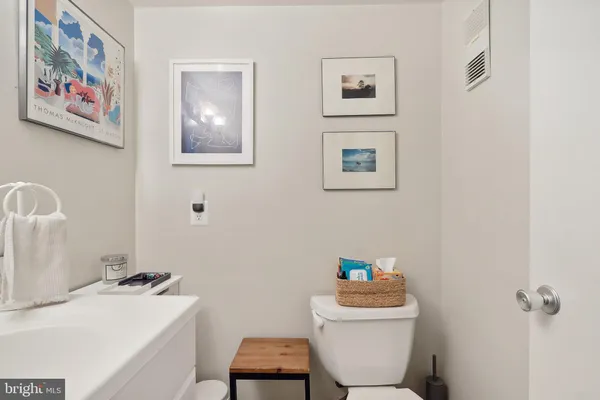 $3,800 | 2031 Approach Lane, Reston, VA 20191