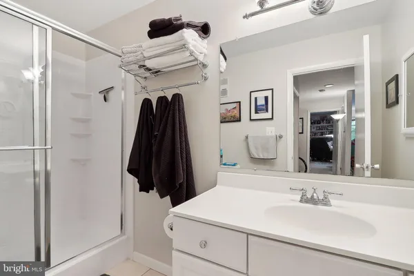 $3,800 | 2031 Approach Lane, Reston, VA 20191