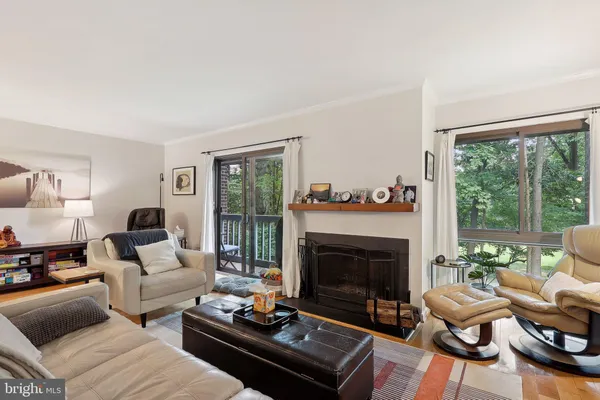 $3,800 | 2031 Approach Lane, Reston, VA 20191