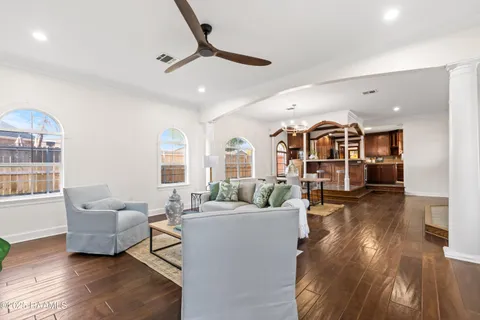 $435,000 | 100 Remington Drive, Lafayette, LA 70503