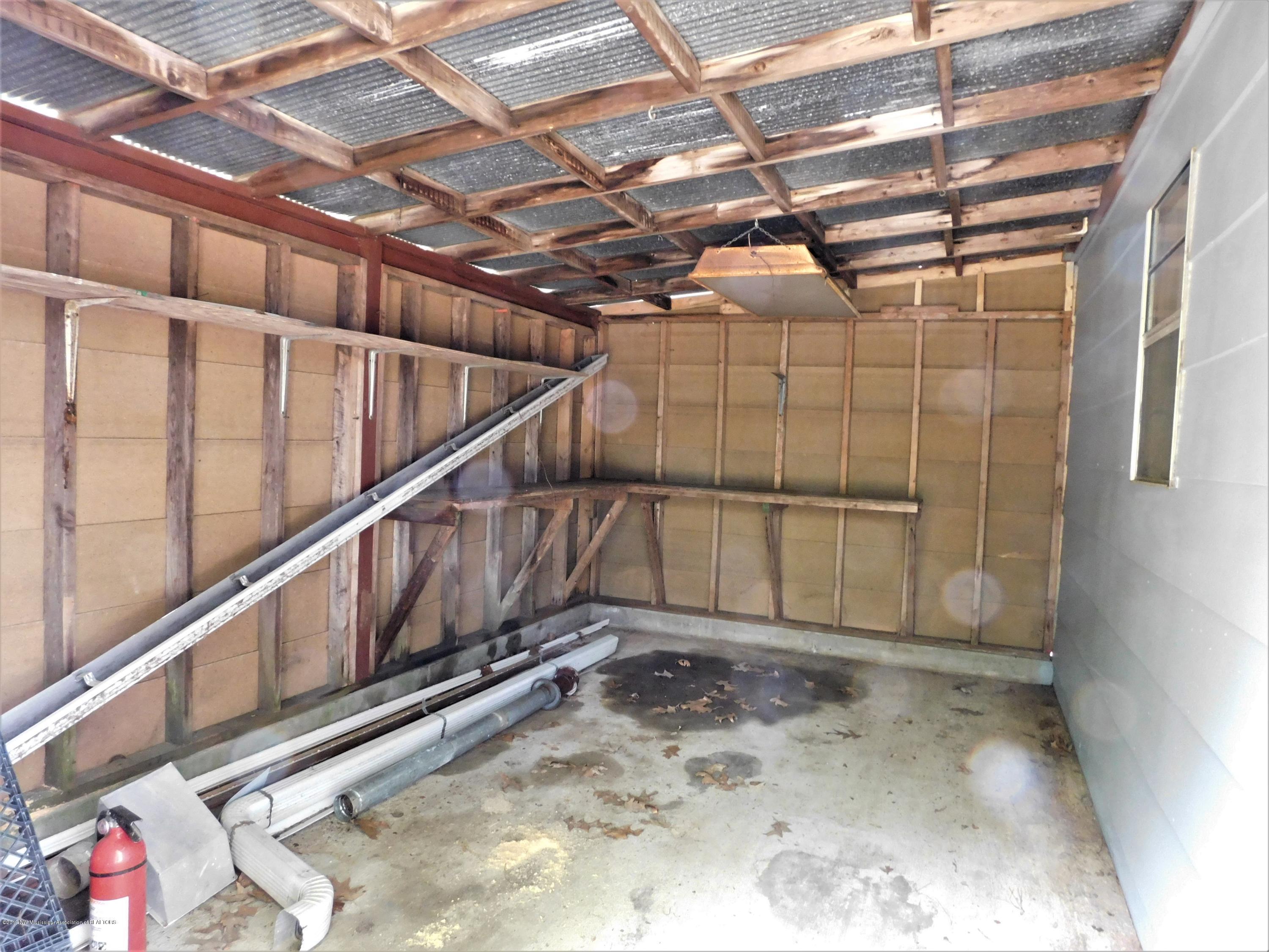 230 East Oak Grove Road Hernando, MS 38632 - Photo 41 of 44 lean to