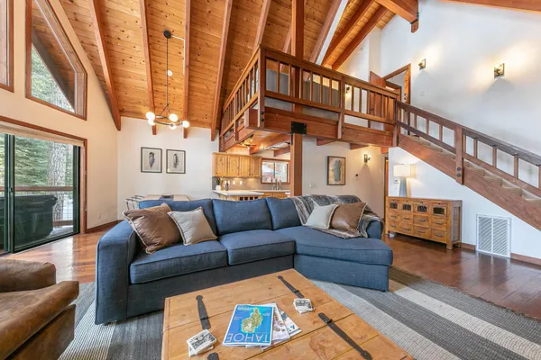$1,425,000 | 14096 Ramshorn Street, Truckee, CA 96161