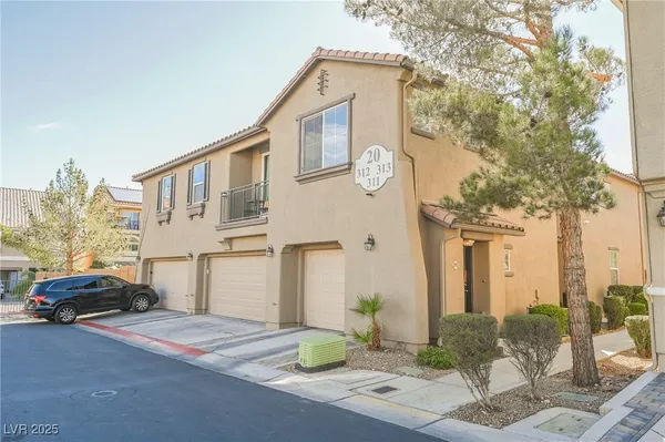 $1,955 | 6255 West Arby Avenue, Unit 311, Las Vegas, NV 89118