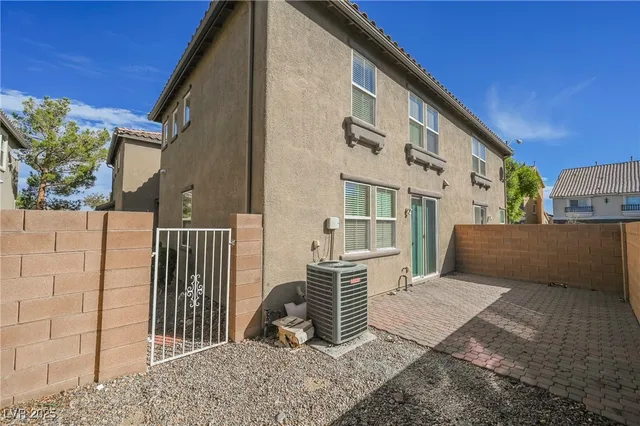 $1,955 | 6255 West Arby Avenue, Unit 311, Las Vegas, NV 89118