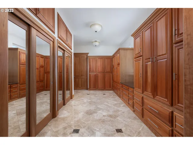 $2,195,000 | 3775 Highway 101 North, Yachats, OR 97498