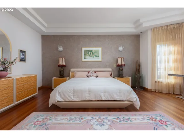 $2,195,000 | 3775 Highway 101 North, Yachats, OR 97498