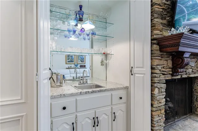 $1,145,000 | 525 Avala Court, Alpharetta, GA 30022