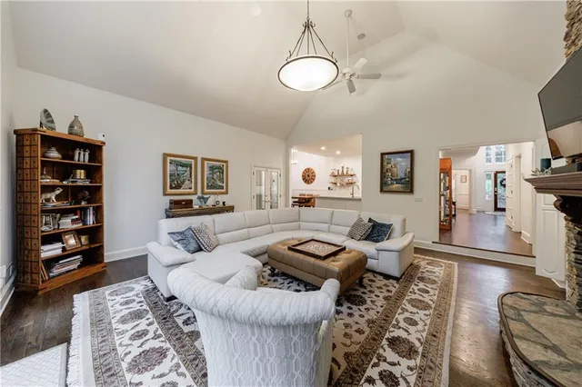 $1,145,000 | 525 Avala Court, Alpharetta, GA 30022