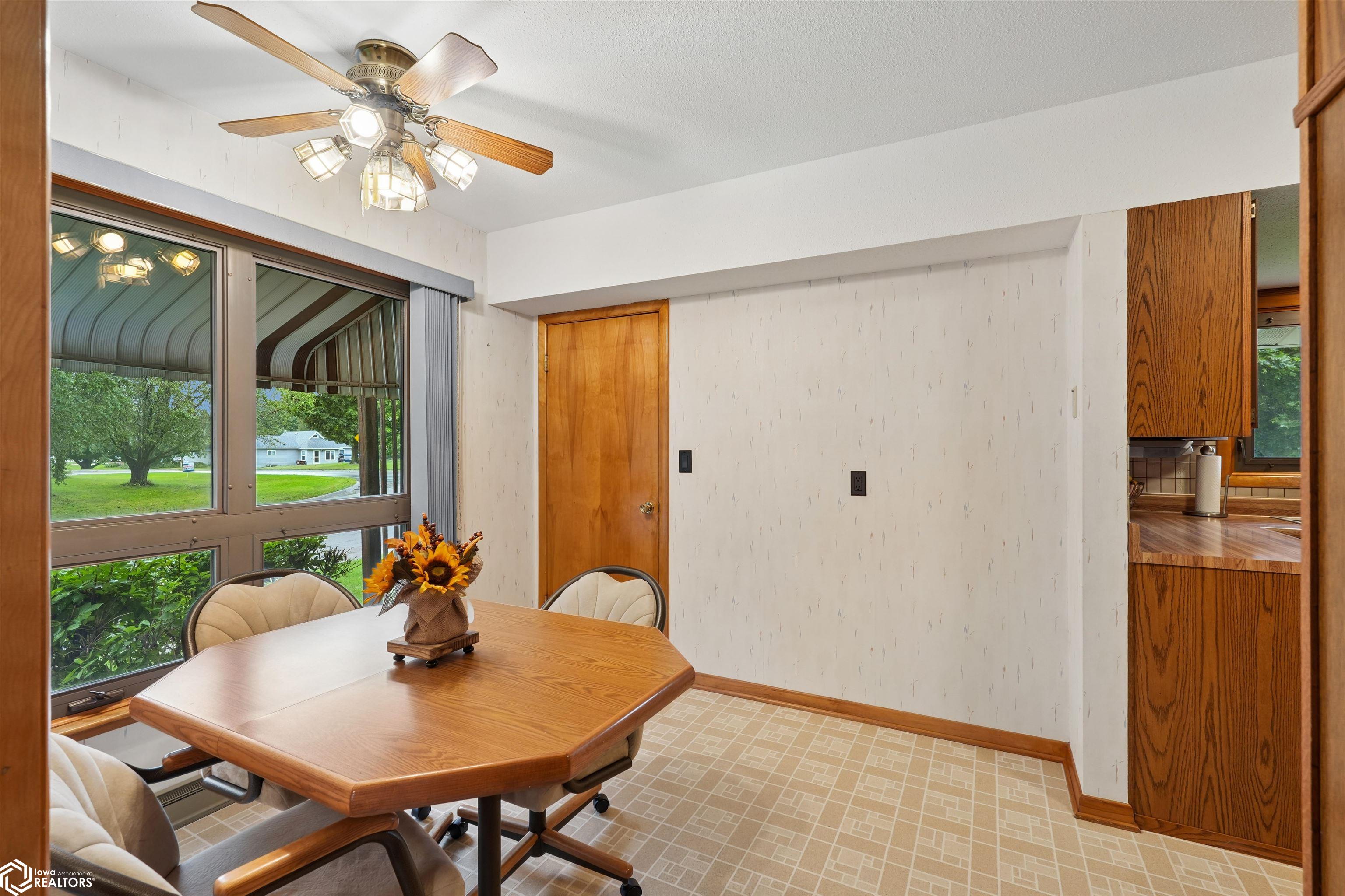 410 4th Street Southwest State Center, IA 50247 - Photo 11 of 40 Gallery Image 11