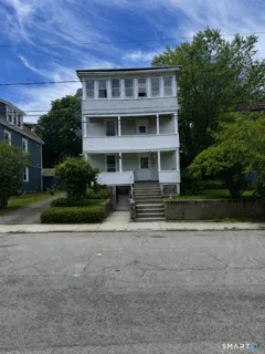 $1,600 | 101 Riverview Avenue, Unit 2, New London, CT 06320