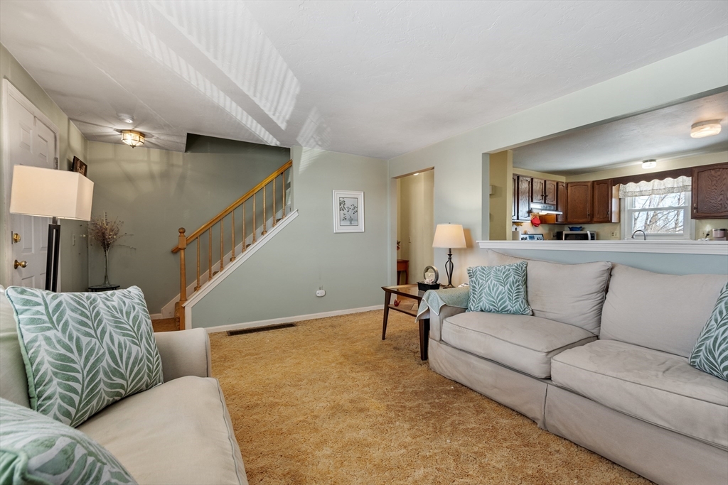 23 B Timrod Drive Worcester, MA 01603 - Photo 11 of 27