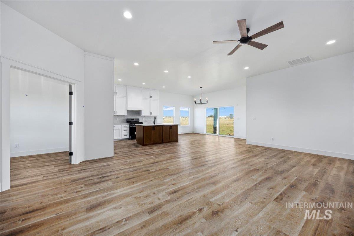 41 Sunset Loop Jerome, ID 83338 - Photo 9 of 50