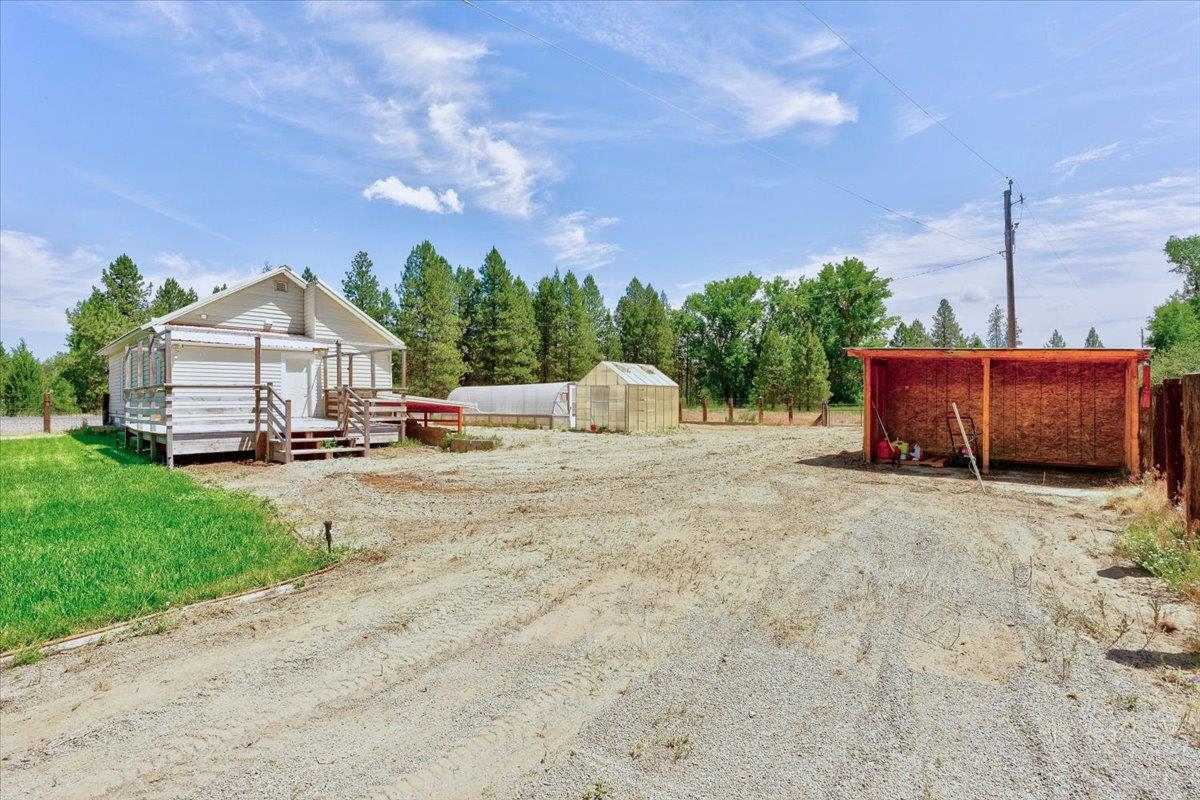 27817 North North Road Deer Park, WA 99006 - Photo 33 of 50