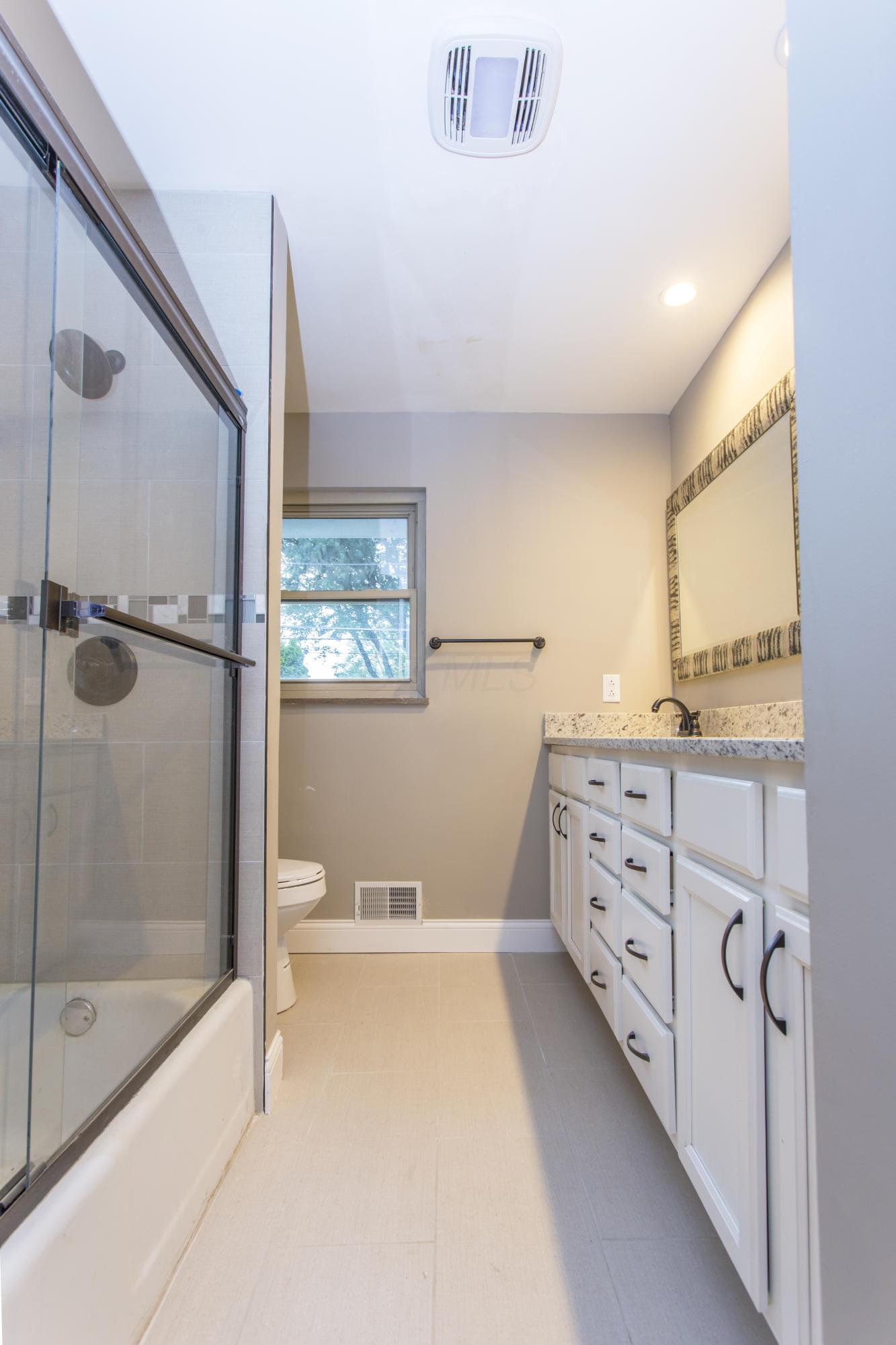 3277 Leighton Road Columbus, OH 43221 - Photo 19 of 30