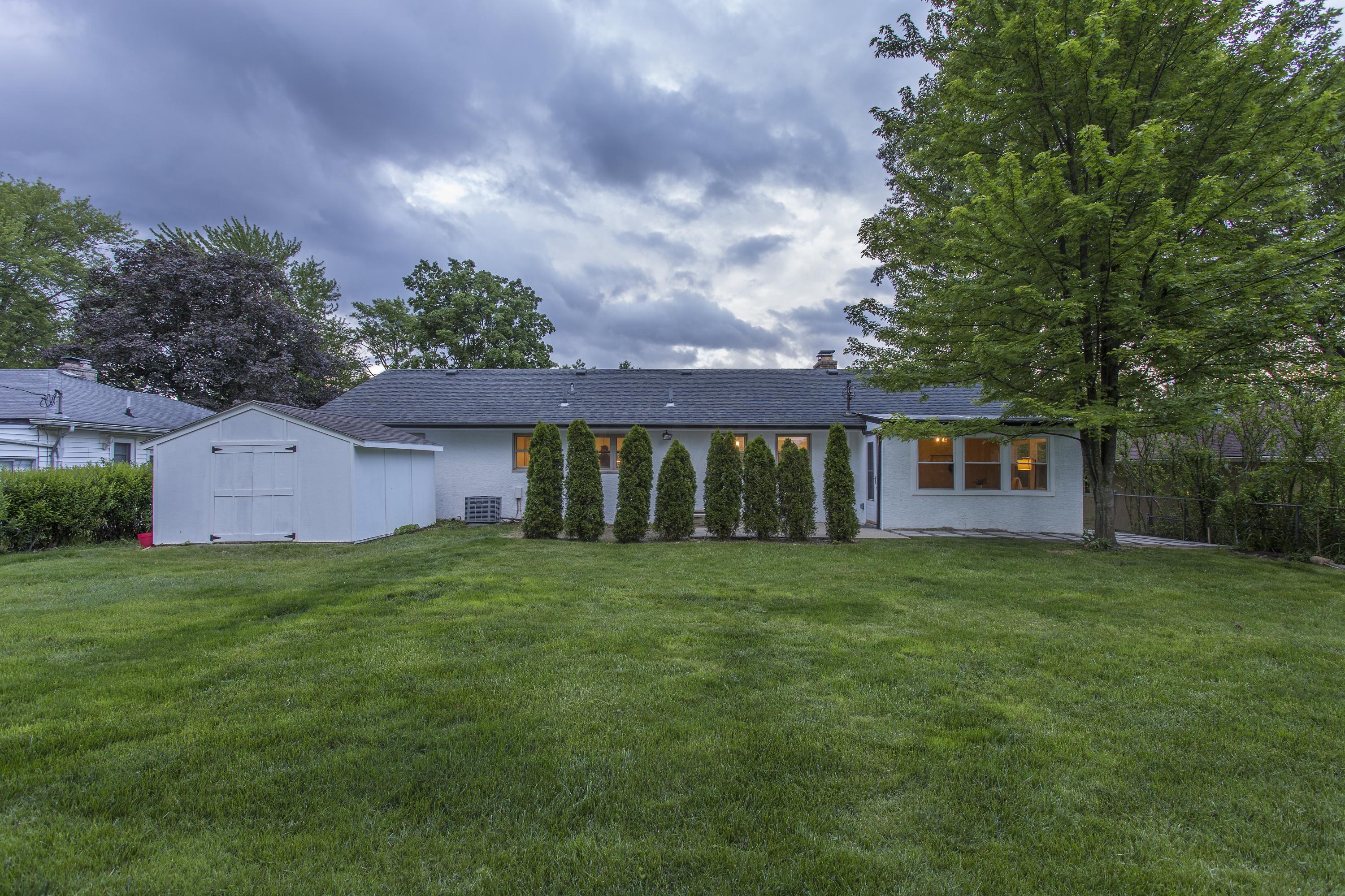 3277 Leighton Road Columbus, OH 43221 - Photo 5 of 30
