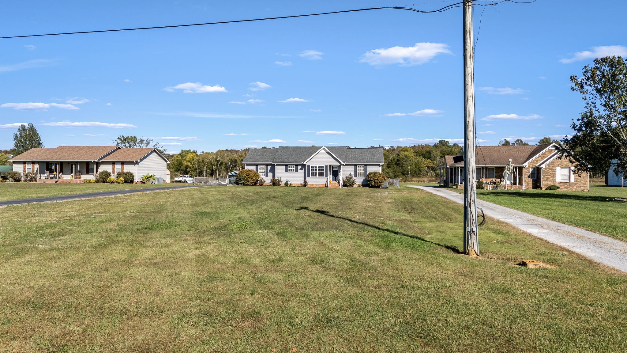 2936 Midland Road Shelbyville, TN 37160 - Photo 12 of 46 a view of a house with a yard