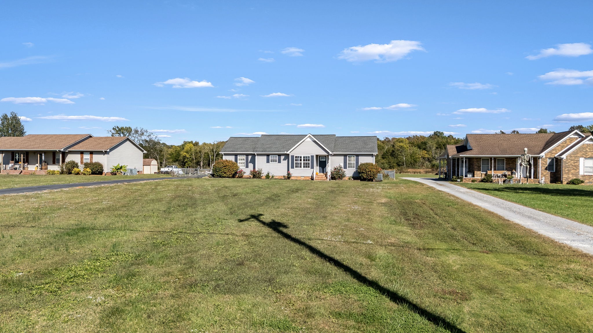 2936 Midland Road Shelbyville, TN 37160 - Photo 3 of 46 a view of houses with city street