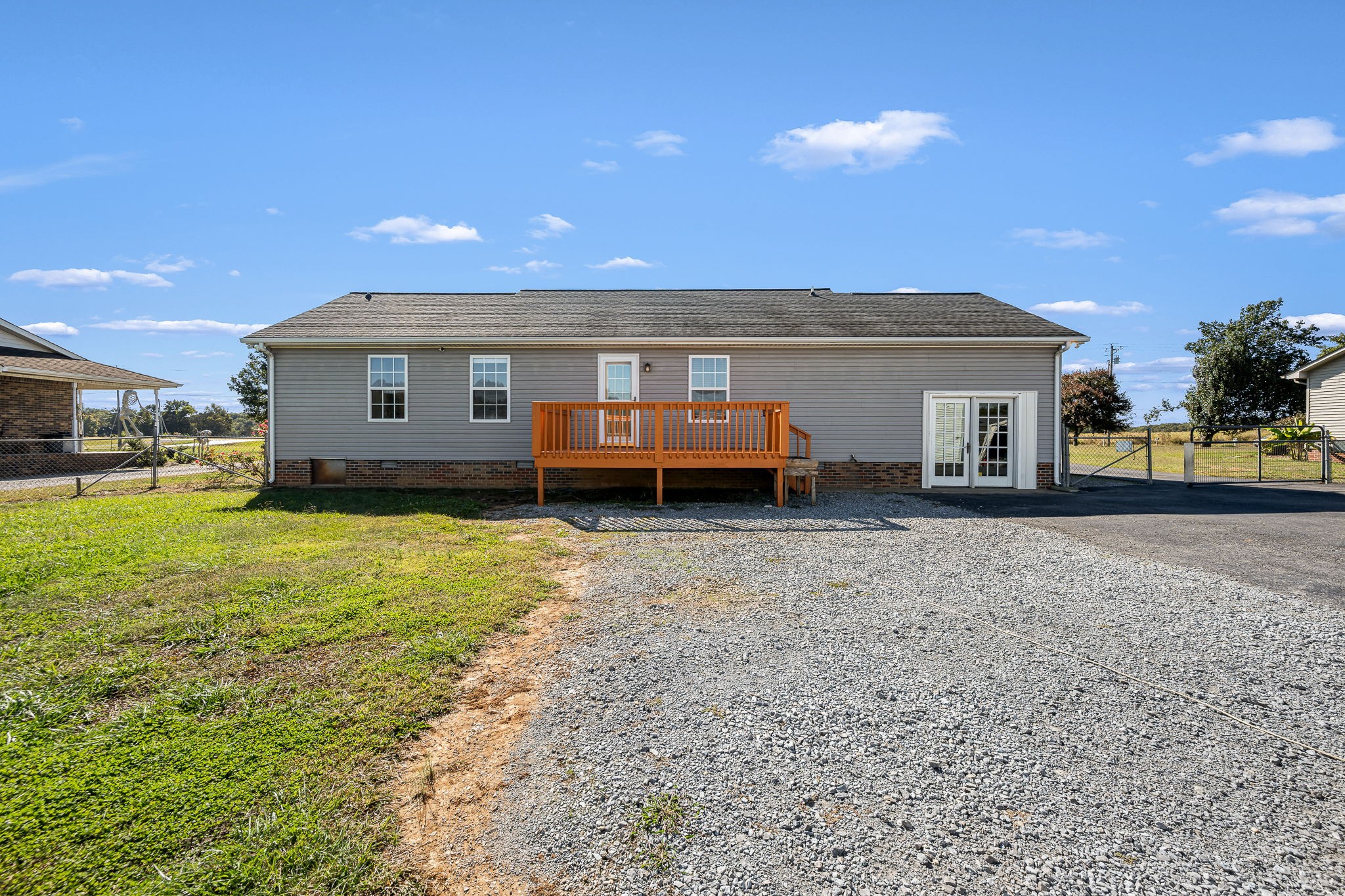 2936 Midland Road Shelbyville, TN 37160 - Photo 44 of 46 a view of a house with a yard