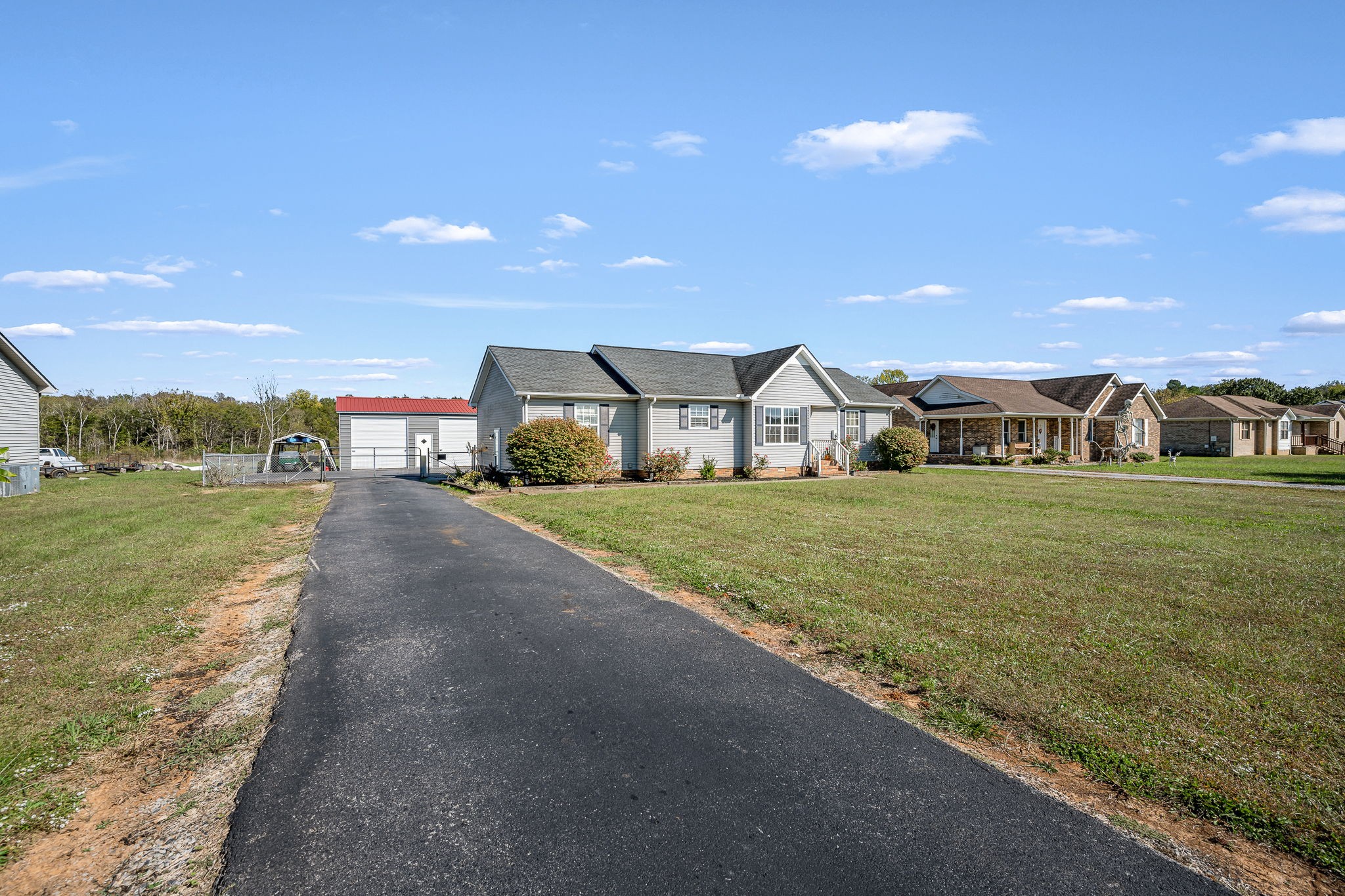 2936 Midland Road Shelbyville, TN 37160 - Photo 9 of 46 a view of an outdoor space and yard