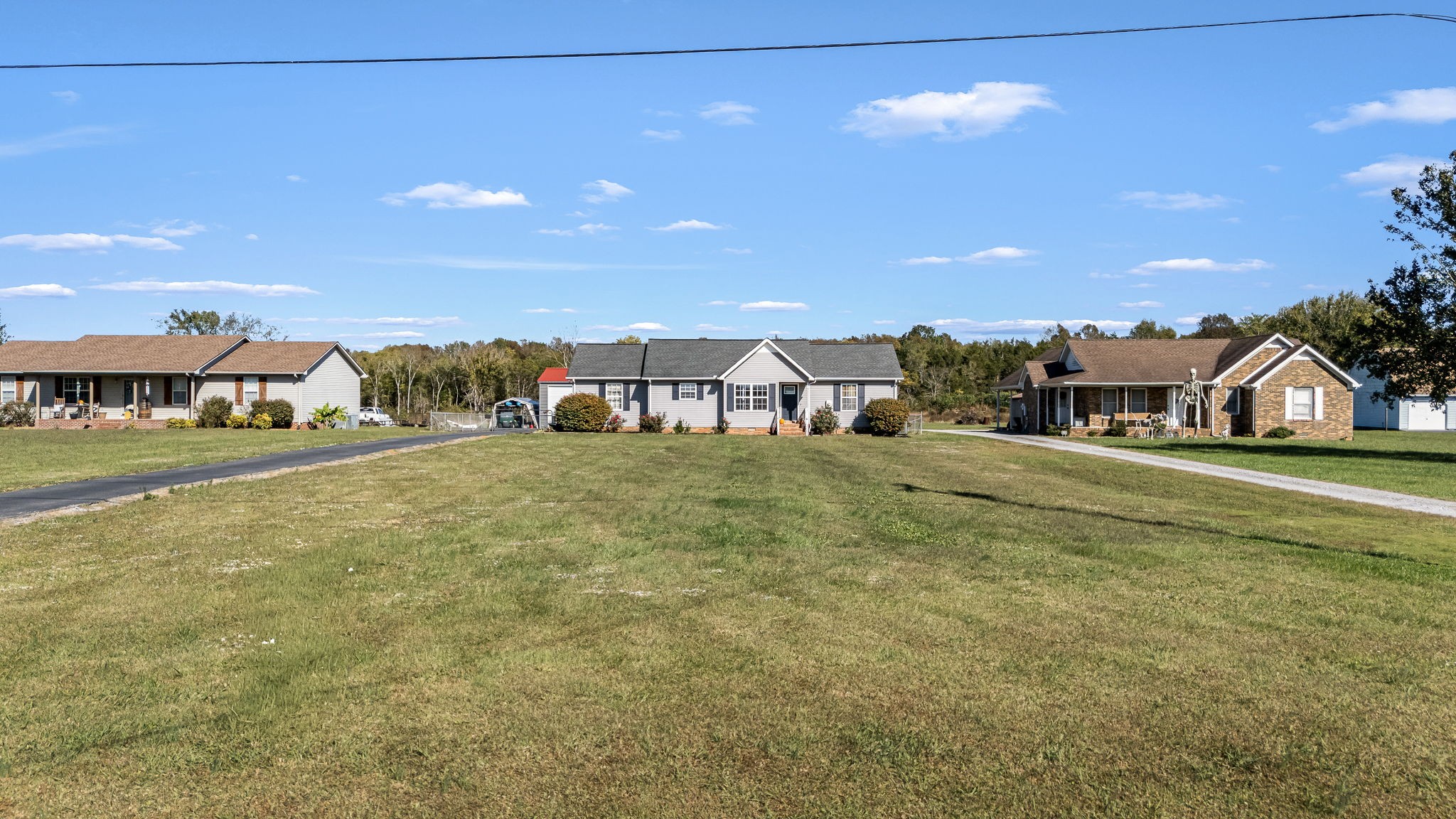 2936 Midland Road Shelbyville, TN 37160 - Photo 10 of 46 a view of houses with outdoor space and mountain view in back