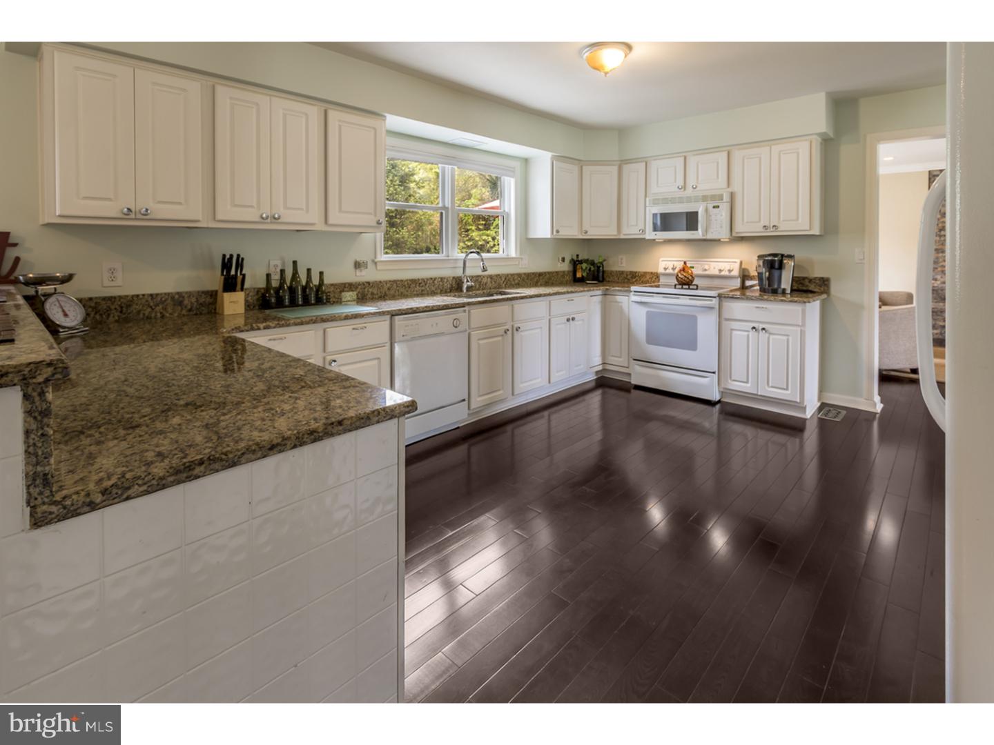 555 Hopewell Road Marlton, NJ 08053 - Photo 10 of 25