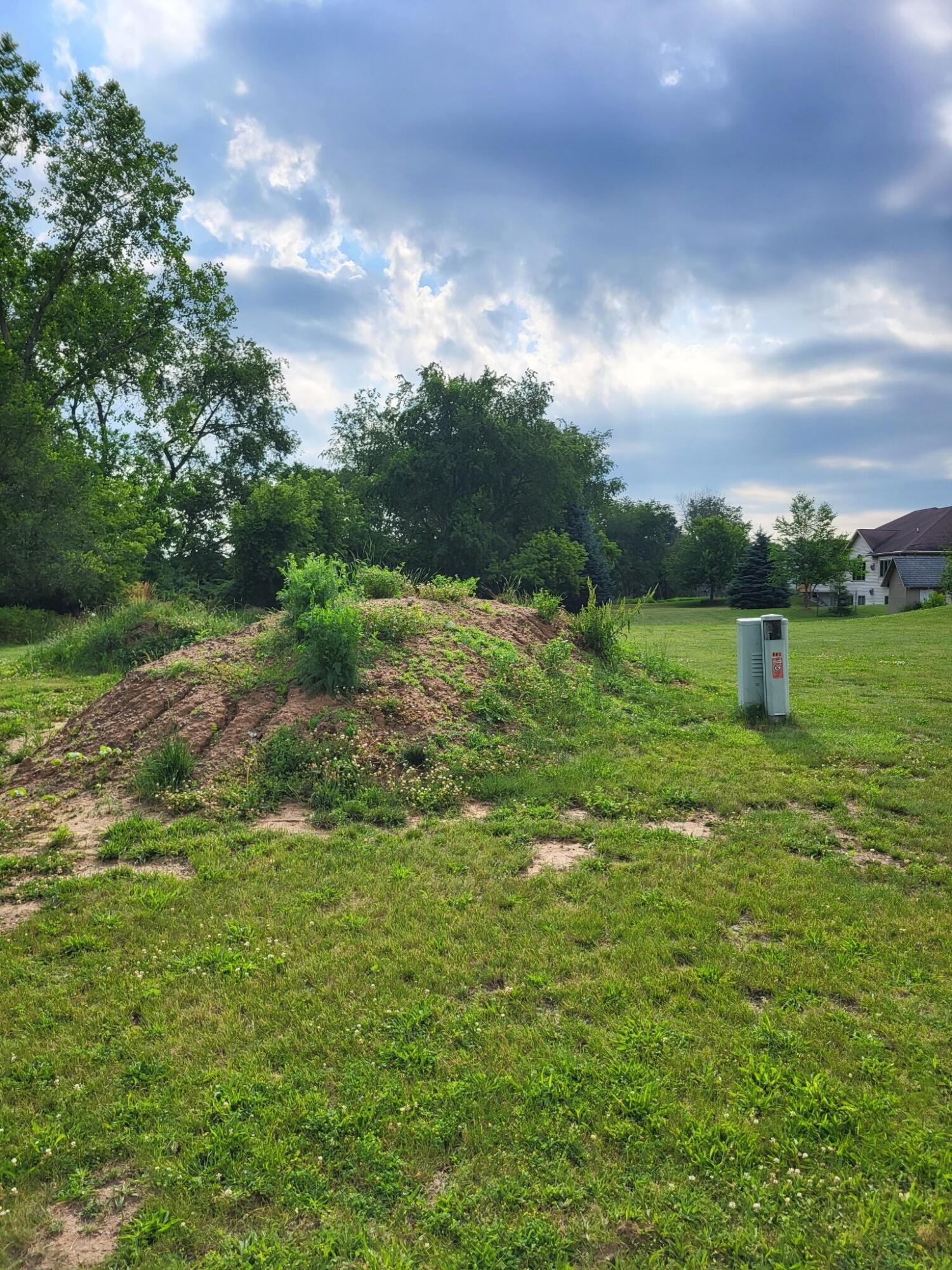 820 Skyview Trail Ionia, MI 48846 - Photo 2 of 21 tbr33