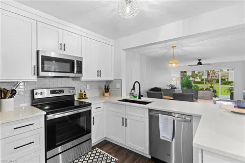 $364,000 | 1336 Churchill Circle, Unit K104, Naples, FL 34116