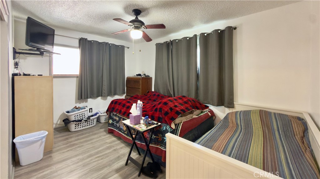 10861 Jaime Lakeview Terrace Pacoima, CA 91331 - Photo 13 of 30