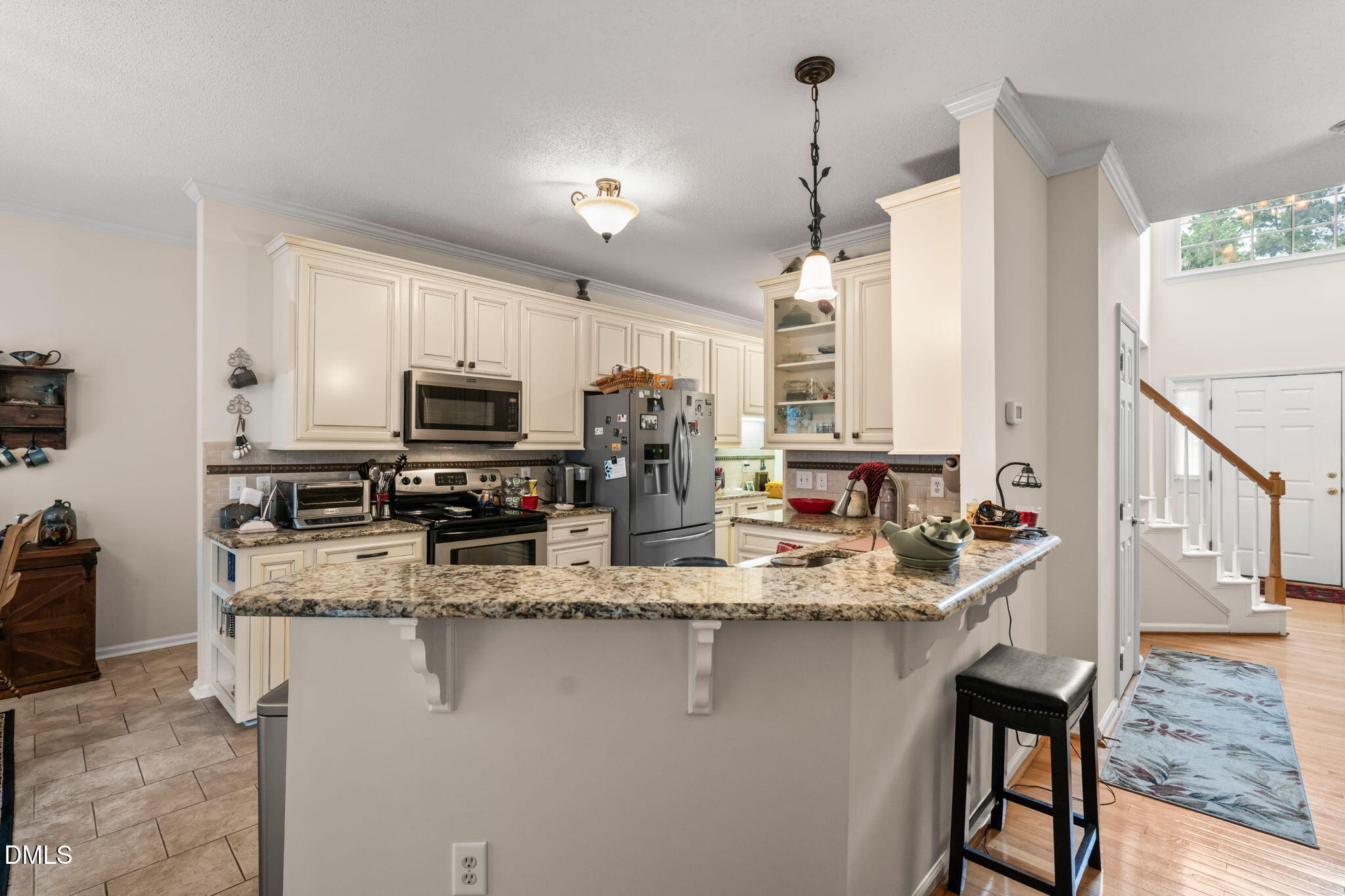 9104 Deerland Grove Drive Raleigh, NC 27615 - Photo 14 of 42 Kitchen