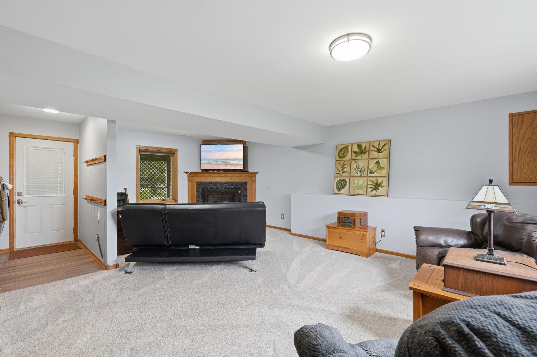 483 Prairie Lane Hudson, WI 54016 - Photo 14 of 25