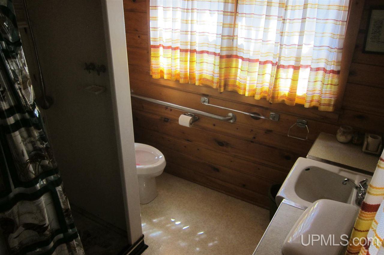 232 Davis Road Crystal Falls, MI 49920 - Photo 8 of 30 Gallery Image 8