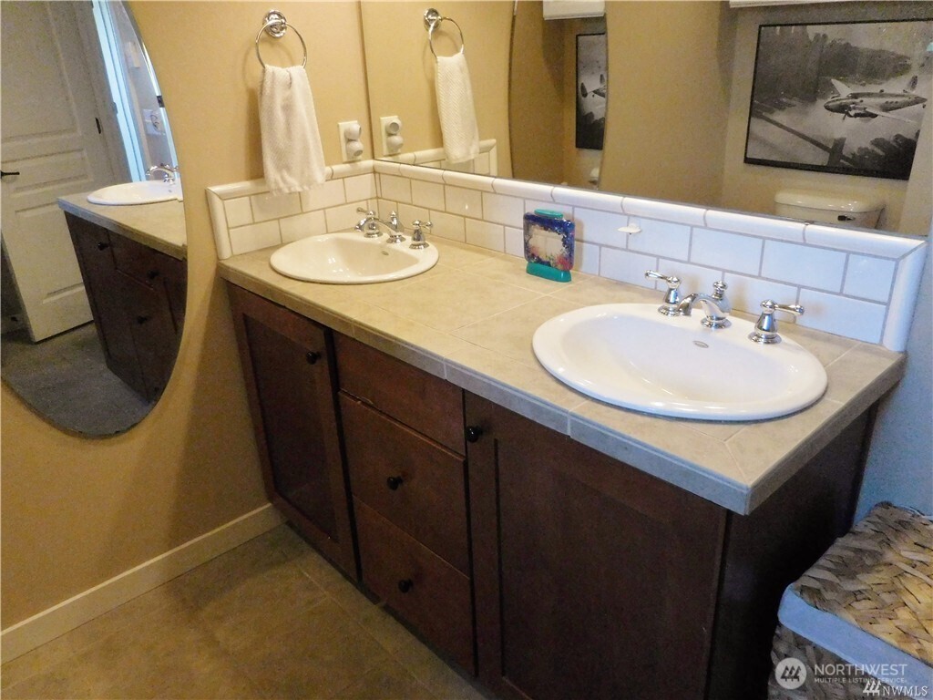 3615 Albion Place North, Unit A Seattle, WA 98103 - Photo 17 of 22