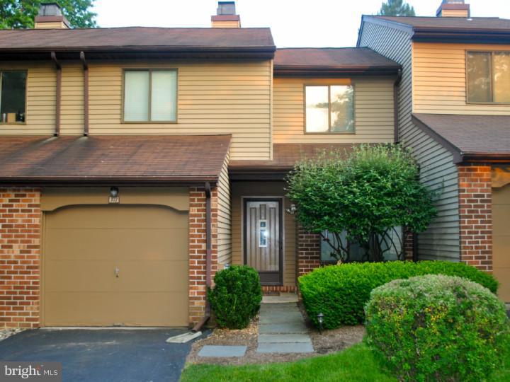 103 Hanover Court Wayne, PA 19087 - Photo 1 of 17 Gallery Image 1