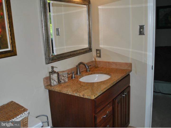103 Hanover Court Wayne, PA 19087 - Photo 12 of 17 Gallery Image 12