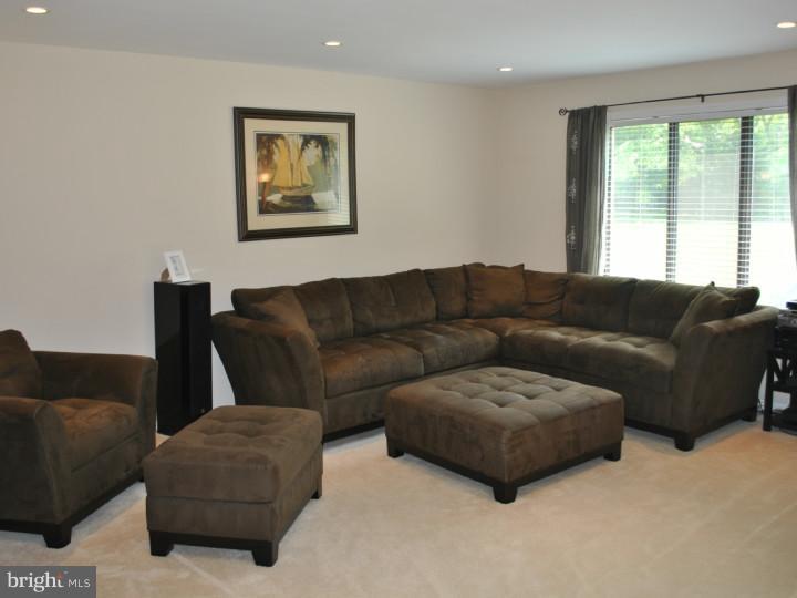 103 Hanover Court Wayne, PA 19087 - Photo 7 of 17 Gallery Image 7