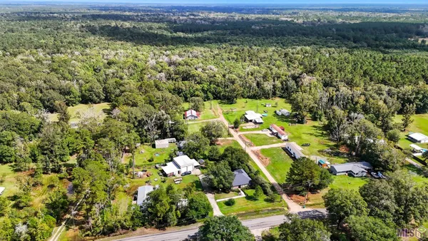 $85,000 | 13 A Carmen Drive, Denham Springs, LA 70706