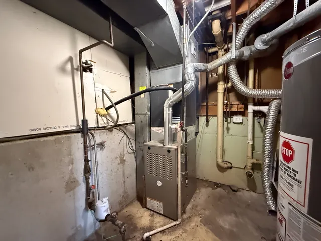 $223,000 | 18018 Chantilly Lane, Hazel Crest, IL 60429