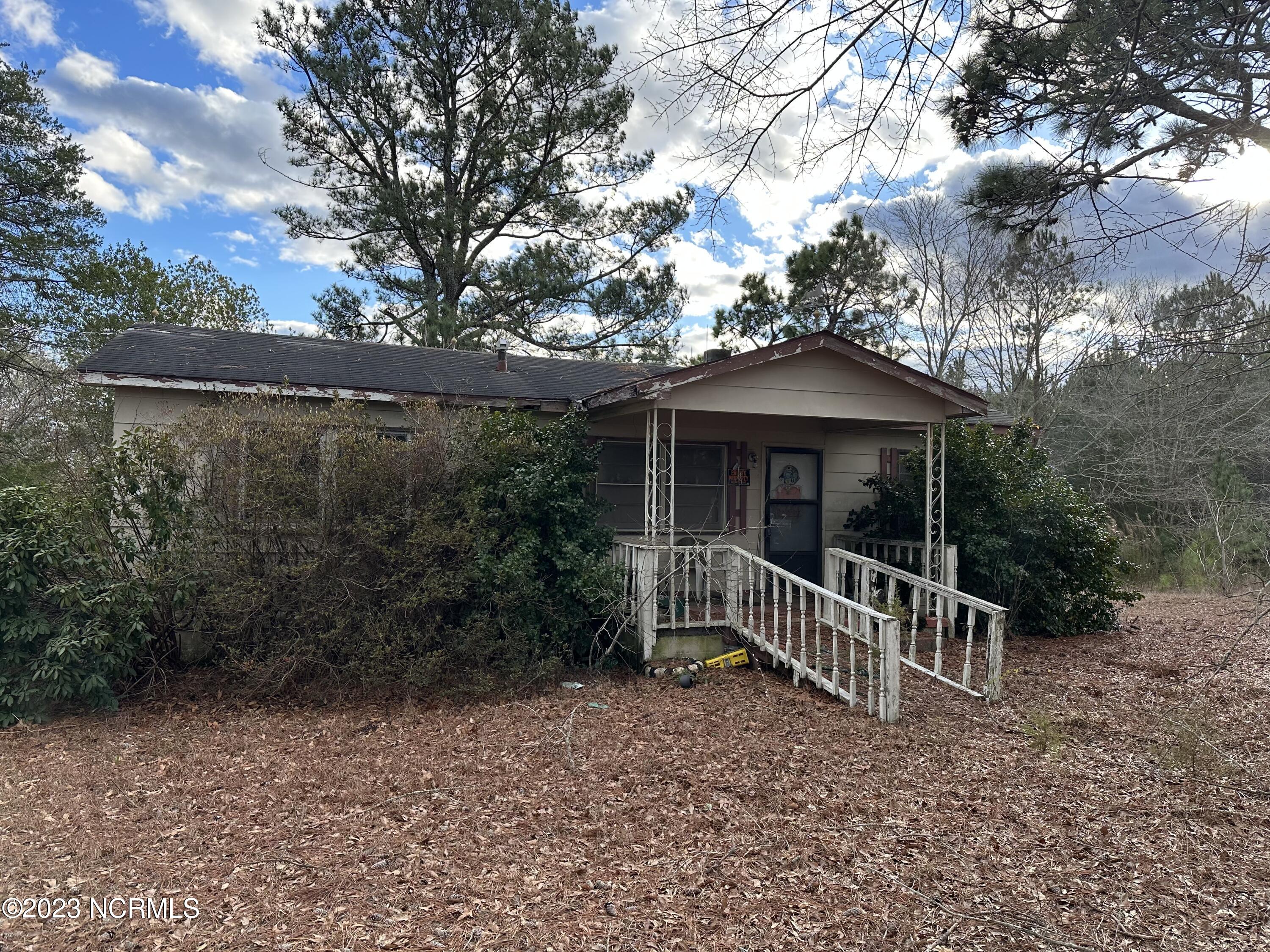 268 Northside Drive Rockingham, NC 28379 - Photo 1 of 19 268 Northside Dr