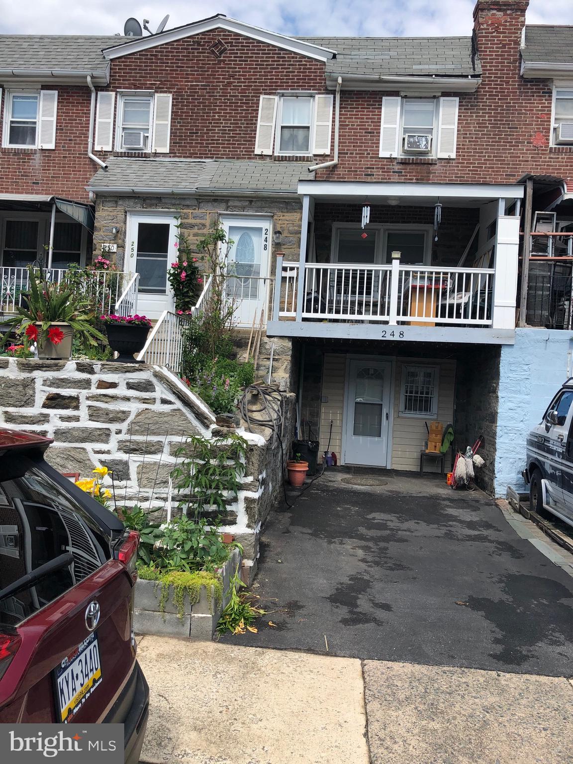 248 Glendale Road Upper Darby, PA 19082 - Photo 3 of 3