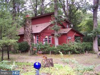 7 Pine Road Mount Laurel, NJ 08054 - Photo 2 of 6 a view of a house with a yard