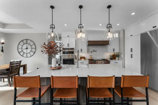 $1,400,000 | 21009 Karoline Court North, Forest Lake, MN 55025