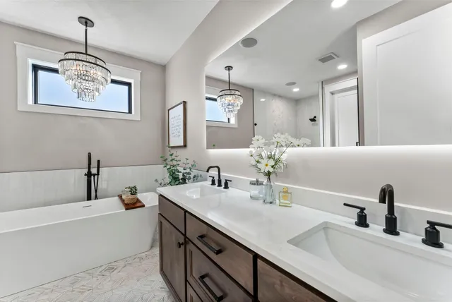 $1,400,000 | 21009 Karoline Court North, Forest Lake, MN 55025