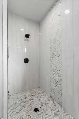 $1,400,000 | 21009 Karoline Court North, Forest Lake, MN 55025