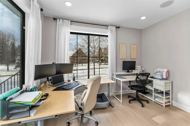 $1,400,000 | 21009 Karoline Court North, Forest Lake, MN 55025