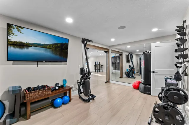 $1,400,000 | 21009 Karoline Court North, Forest Lake, MN 55025