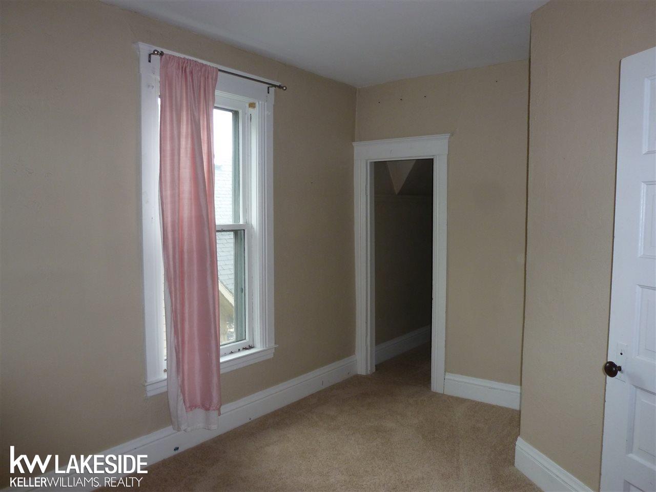 201 Pine Street Rochester, MI 48307 - Photo 27 of 43