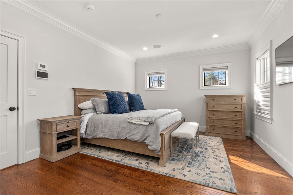 210 Evelyn Road, Unit 210 Newton, MA 02468 - Photo 15 of 33