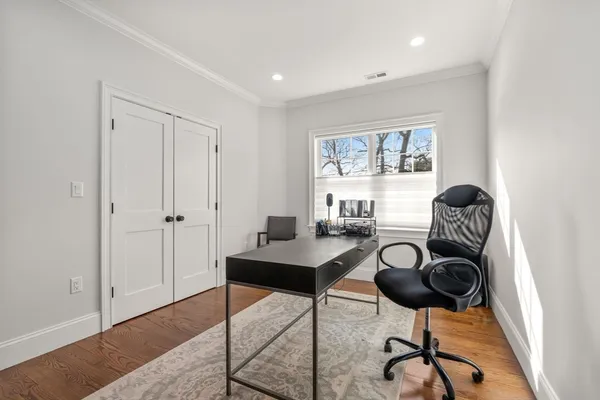 $1,875,000 | 210 Evelyn Road, Unit 210, Newton, MA 02468